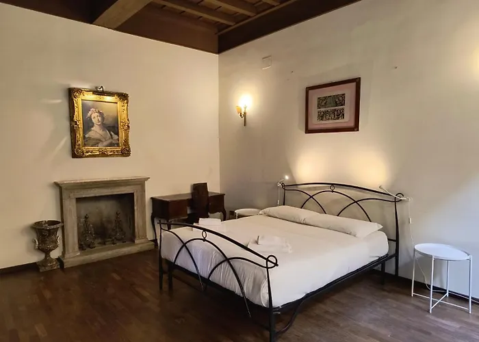 Guesthost - Fontana Di Trevi Elegant And Exclusive Apartment